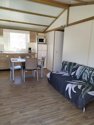 Camping la Pierre de l'Aigle