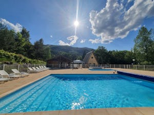 Camping la Pierre de l'Aigle