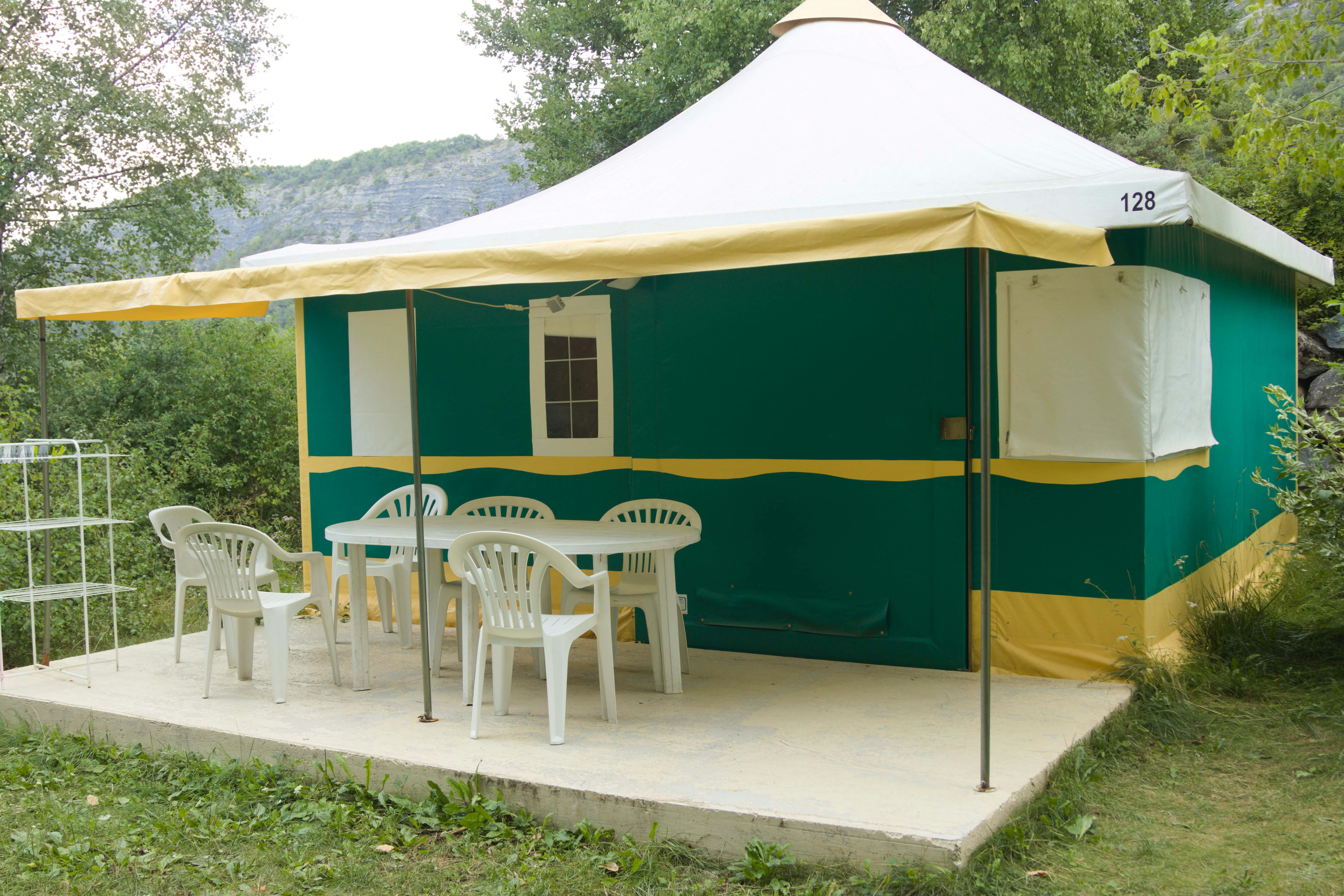 Camping la Pierre de l'Aigle