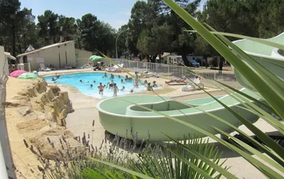 Camping La Pinède en Provence