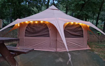 Camping La Pinède en Provence