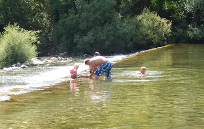 Camping La Plage (Saint-André-de-Roquepertuis)