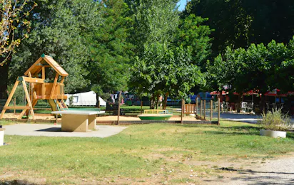 Camping La Plage (Saint-André-de-Roquepertuis)