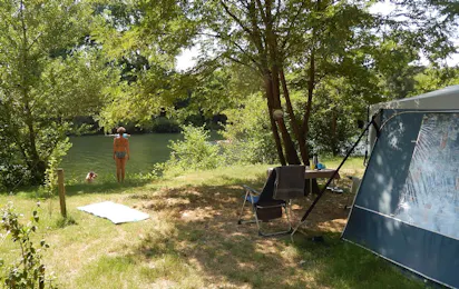 Camping La Plage (Saint-André-de-Roquepertuis)