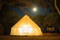 Camping La Playa Ibiza  -  Mobilheim vom Campingplatz am Abend