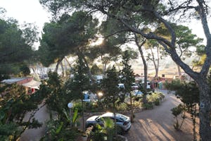 Camping La Playa Ibiza - Standplätze auf dem Campingplatz
