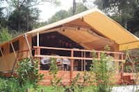 Camping La Pointe - Glamping Safarizelt mit überdachter Veranda