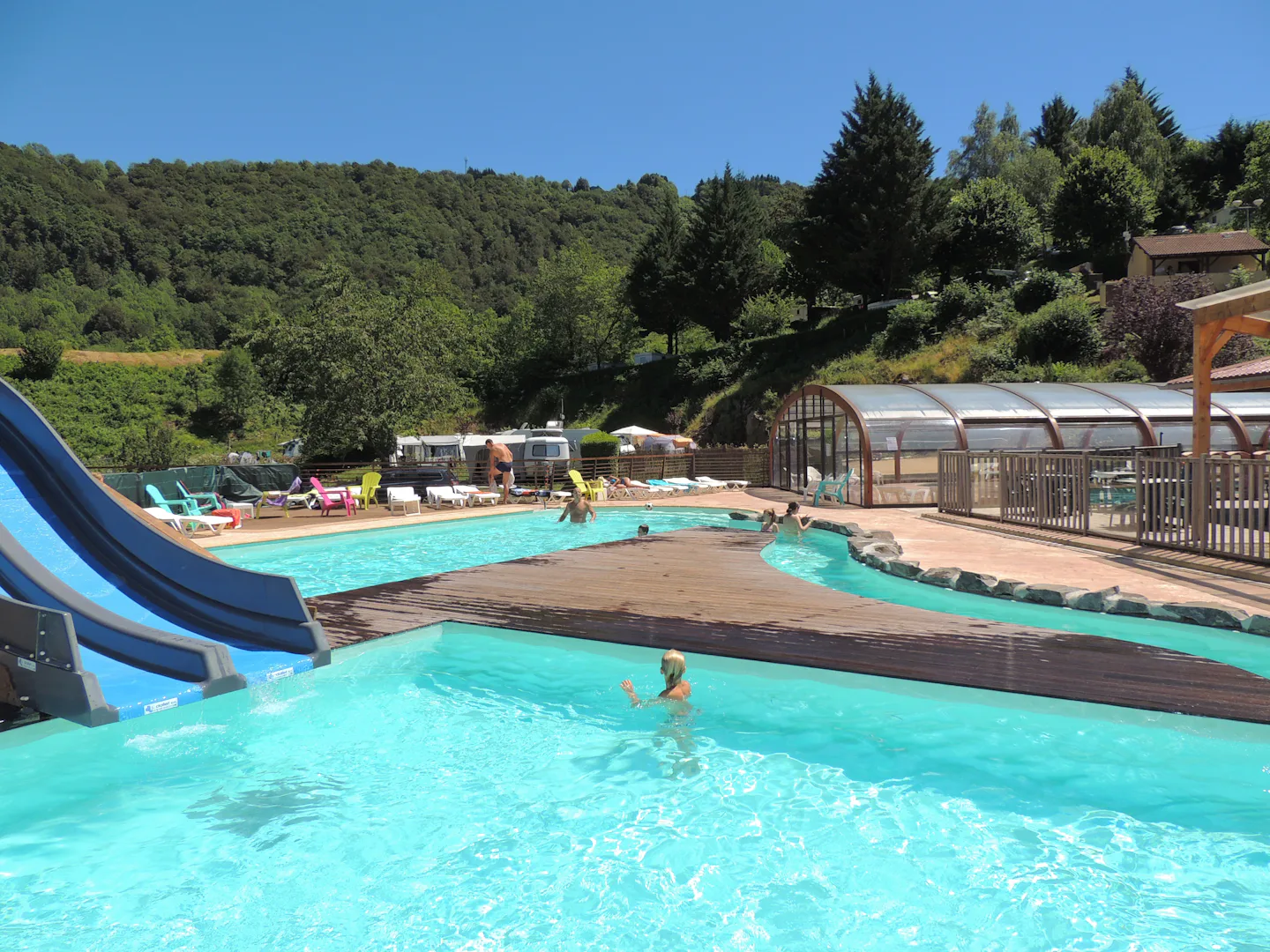 Camping La Pommeraie (Vic-sur-Cère)