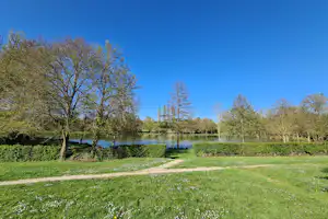 Camping La Potinière - See auf dem Campingplatz