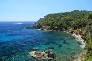 Camping La Presqu'île de Giens - Blick auf den Badestrand in der Náhe des Campingplatzes