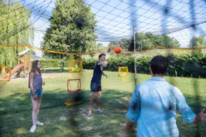 Camping La Promenade - Sportbereich auf dem Campingplatz
