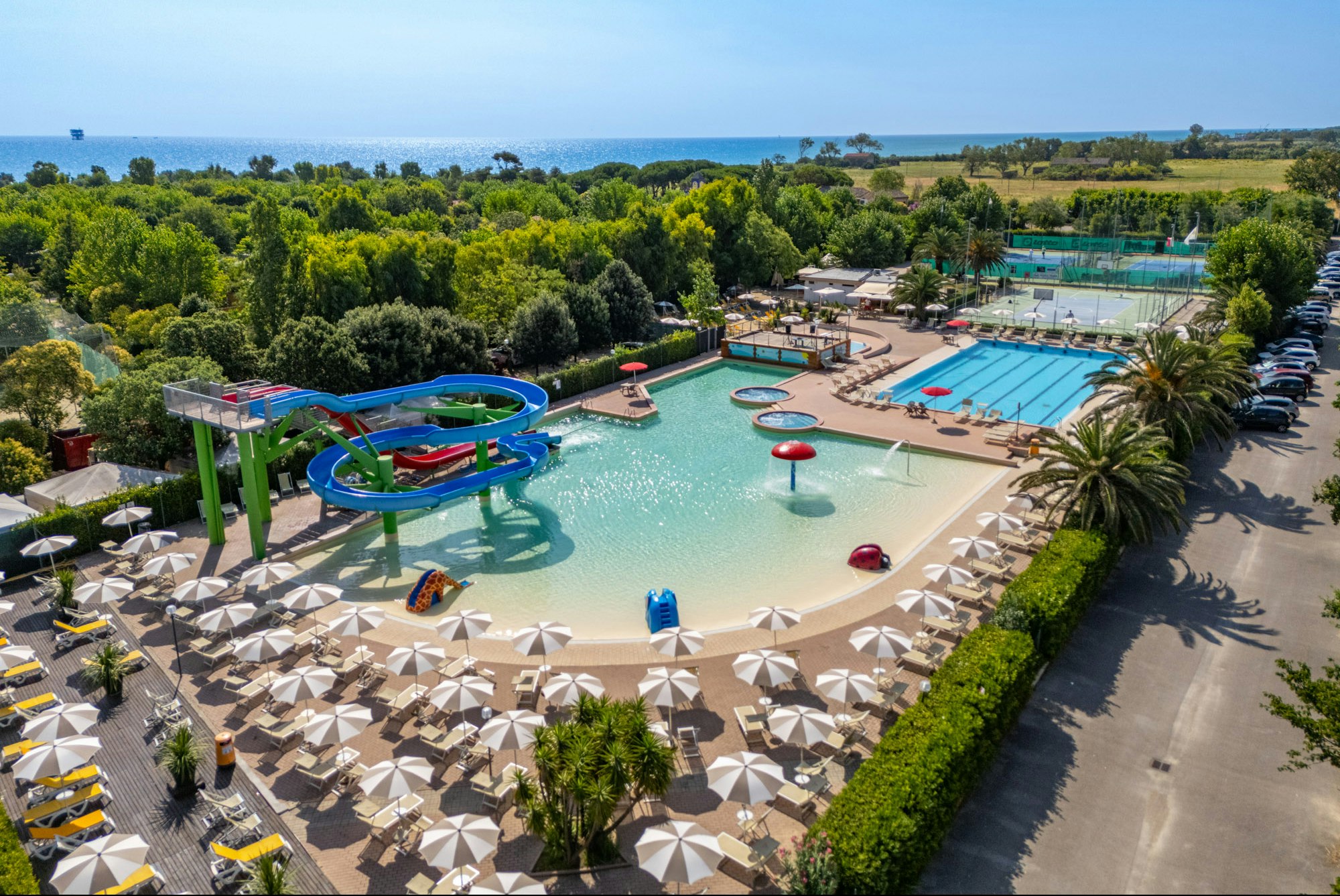 La Risacca Family Collection  - Luftaufnahme des Campingplatzes mit Wasserpark