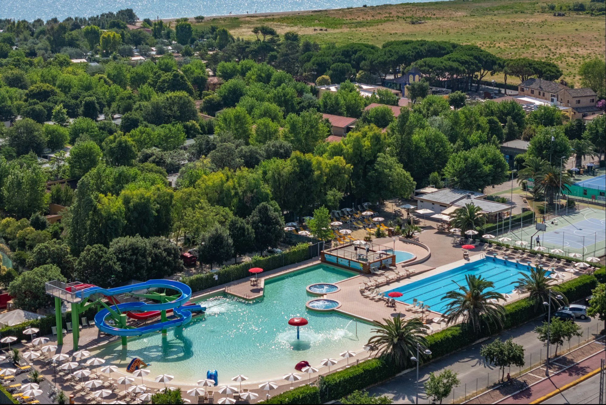 La Risacca Family Collection  - Luftaufnahme des Campingplatzes mit Wasserpark