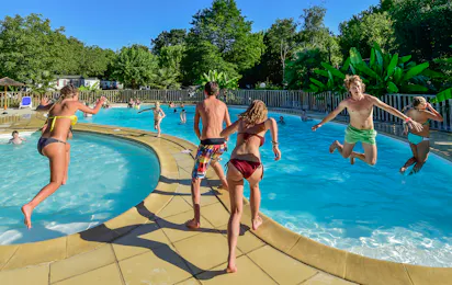 Camping La Rivière (Lacave)