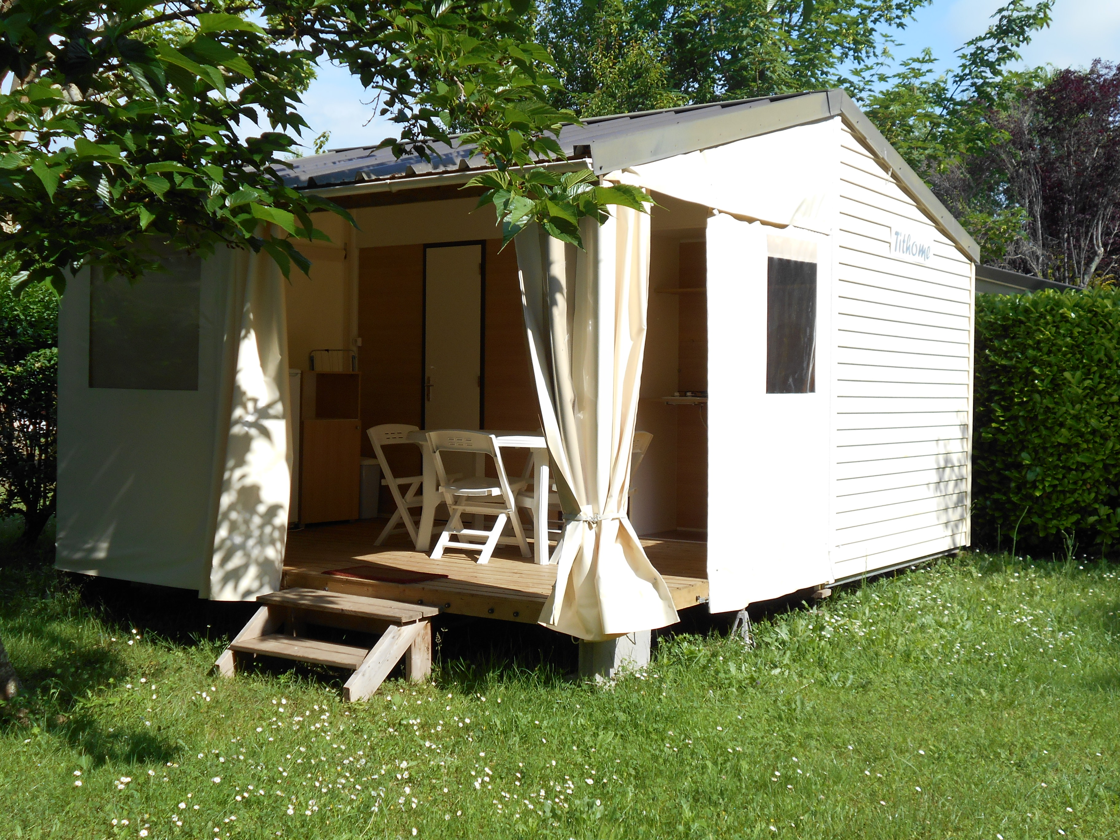 Camping La Rivière Fleurie