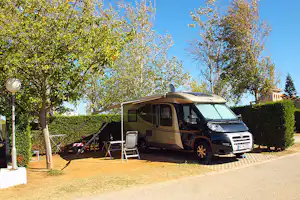 Camping La Rosaleda - Wohnmobilstellplatz auf dem Campingplatz