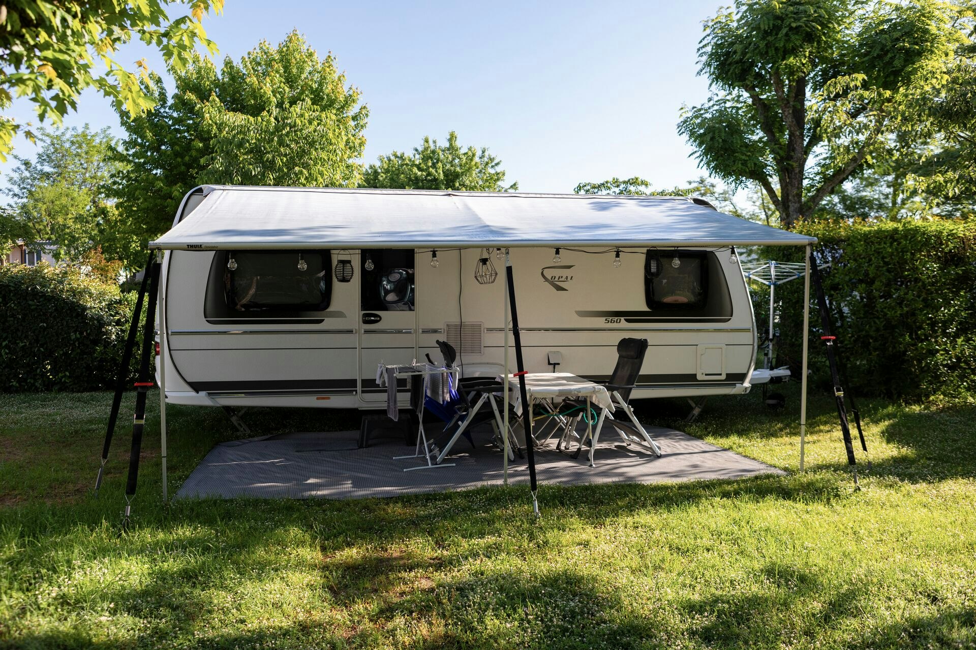Camping Sandaya La Roubine - Standplätze auf dem Campingplatz