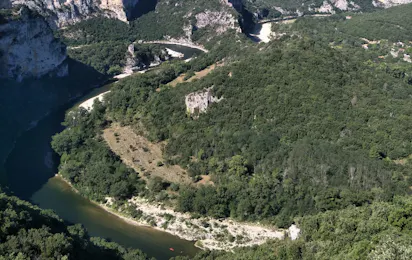 Camping La Rouvière les Pins