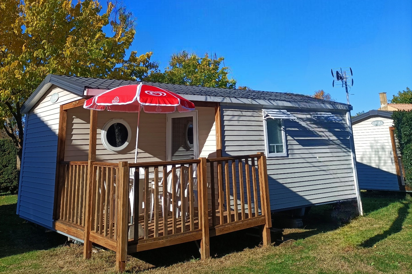 Camping La Rouvière les Pins