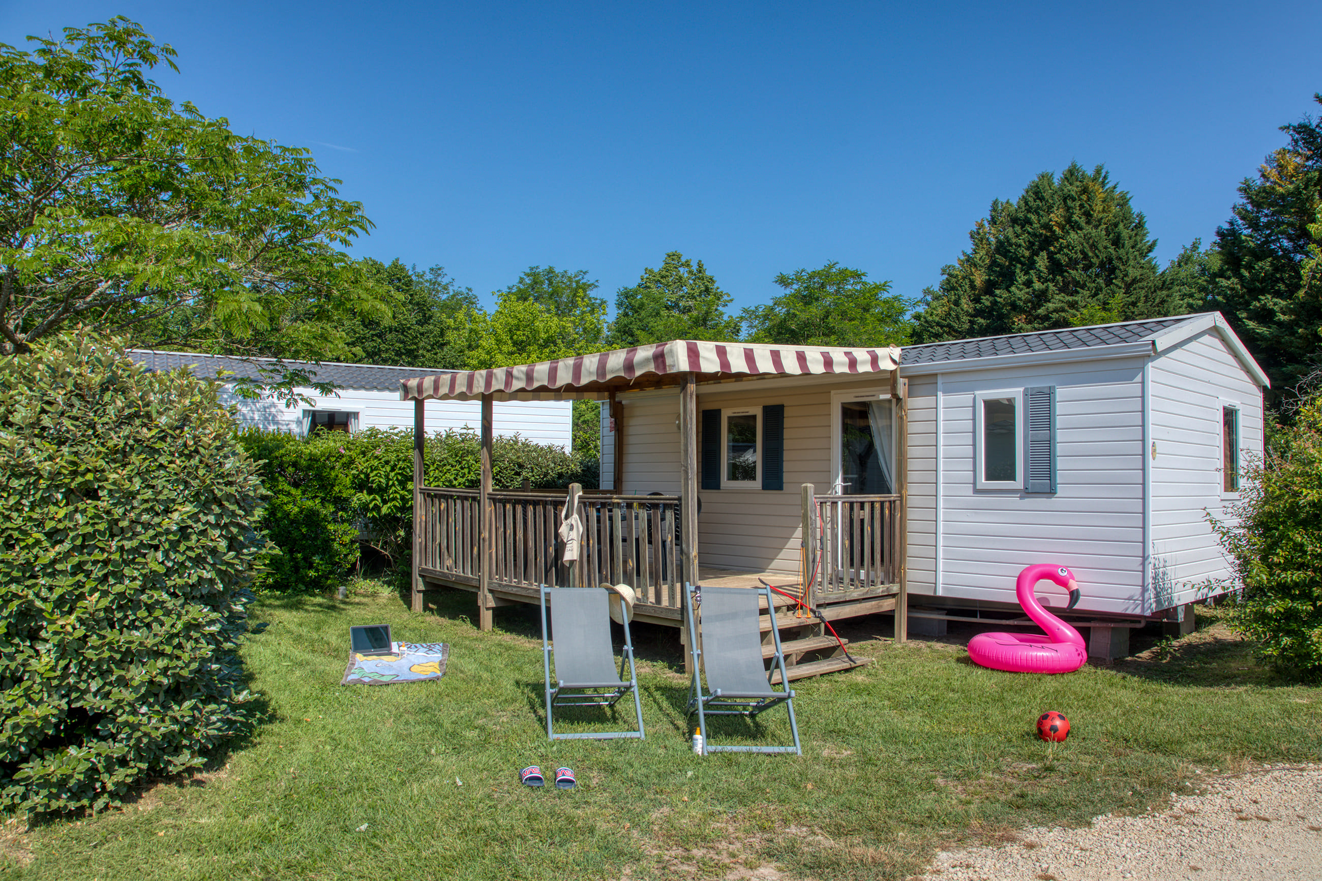 Flower Camping La Sagne