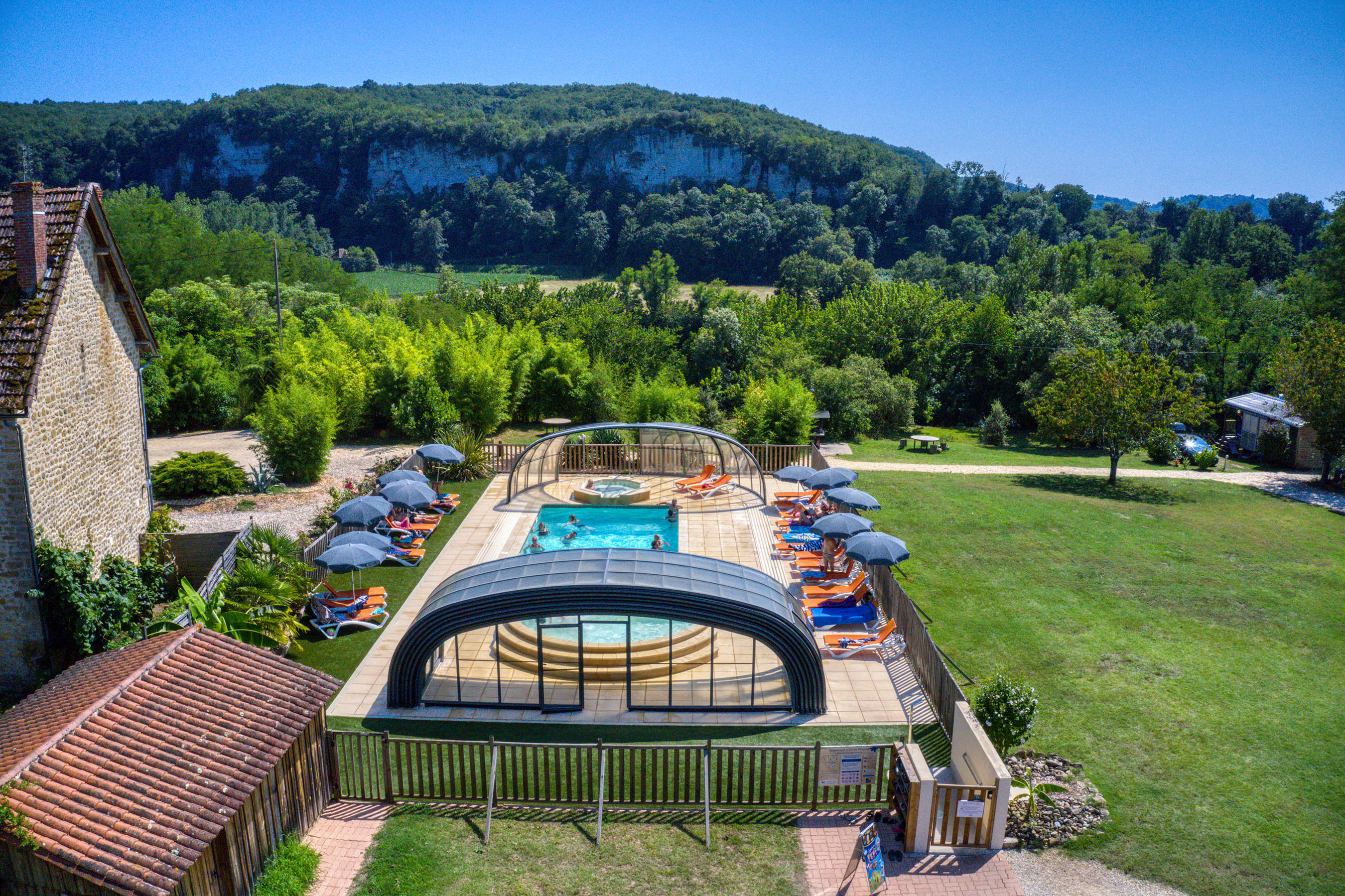 Flower Camping La Sagne