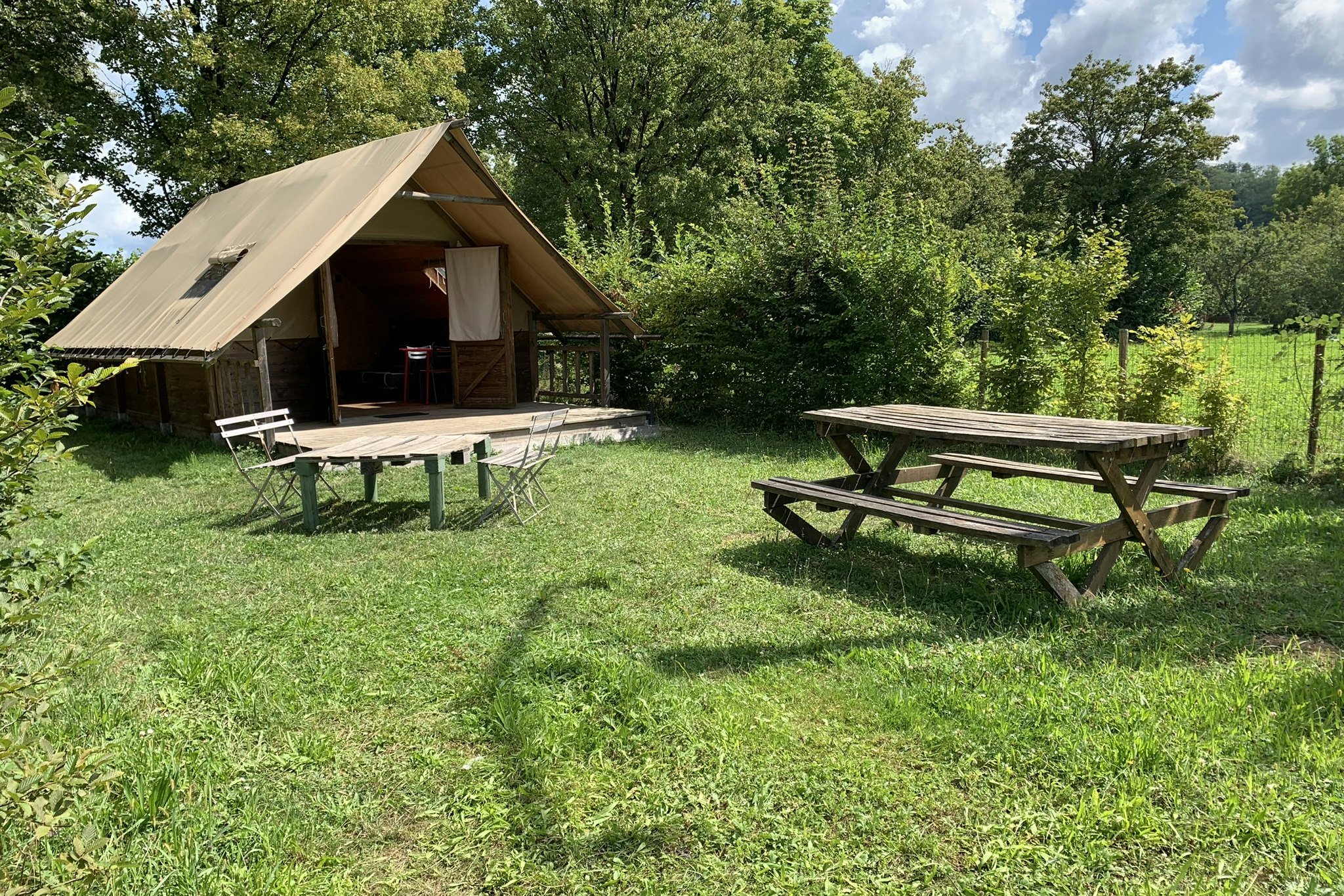 Camping La Saline - Glamping-Unterkunft auf dem Campingplatz