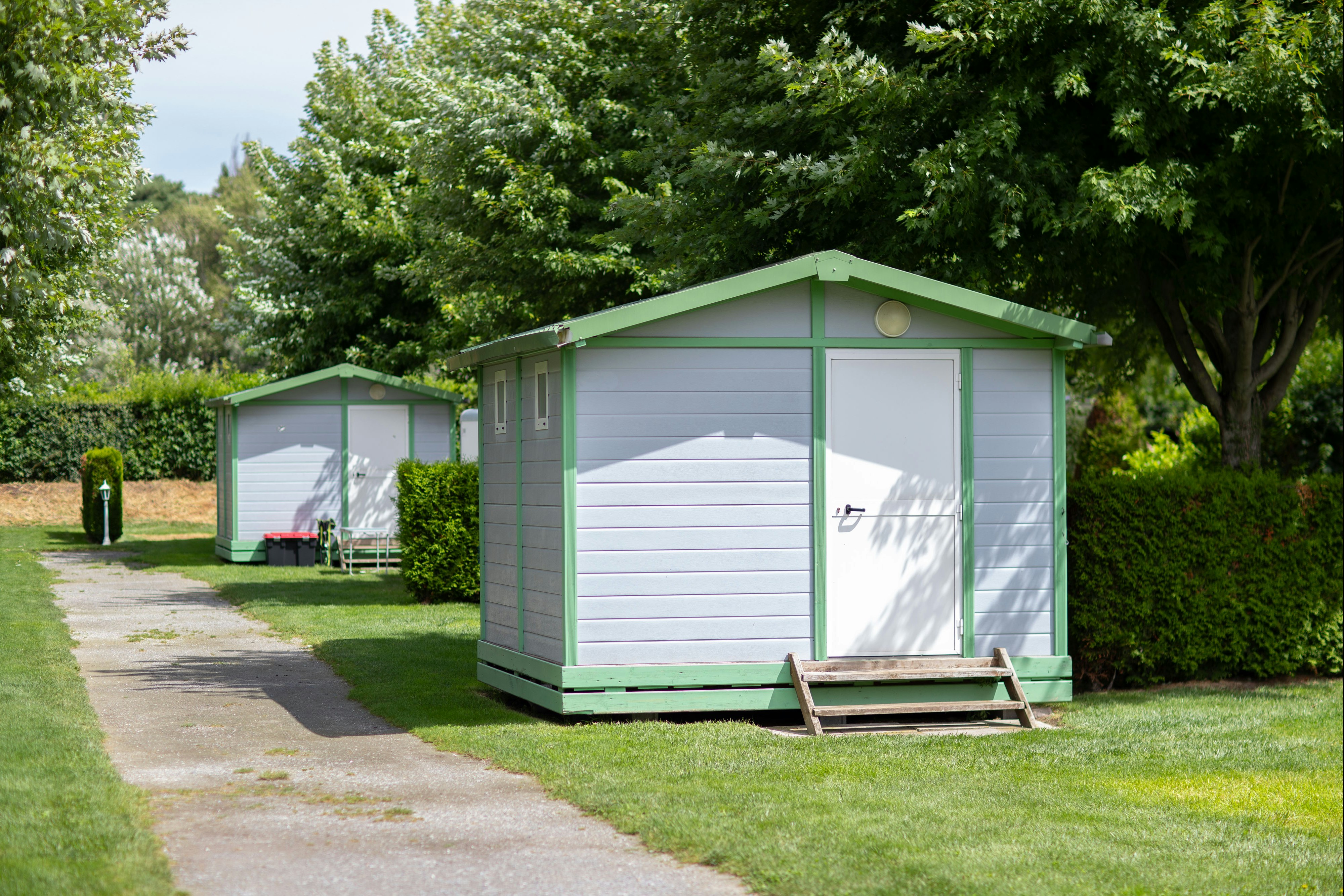 Relais de la Sarvaz  Camping La Sarvaz - Premium-Standplatz mit privater Sanitäreinheit