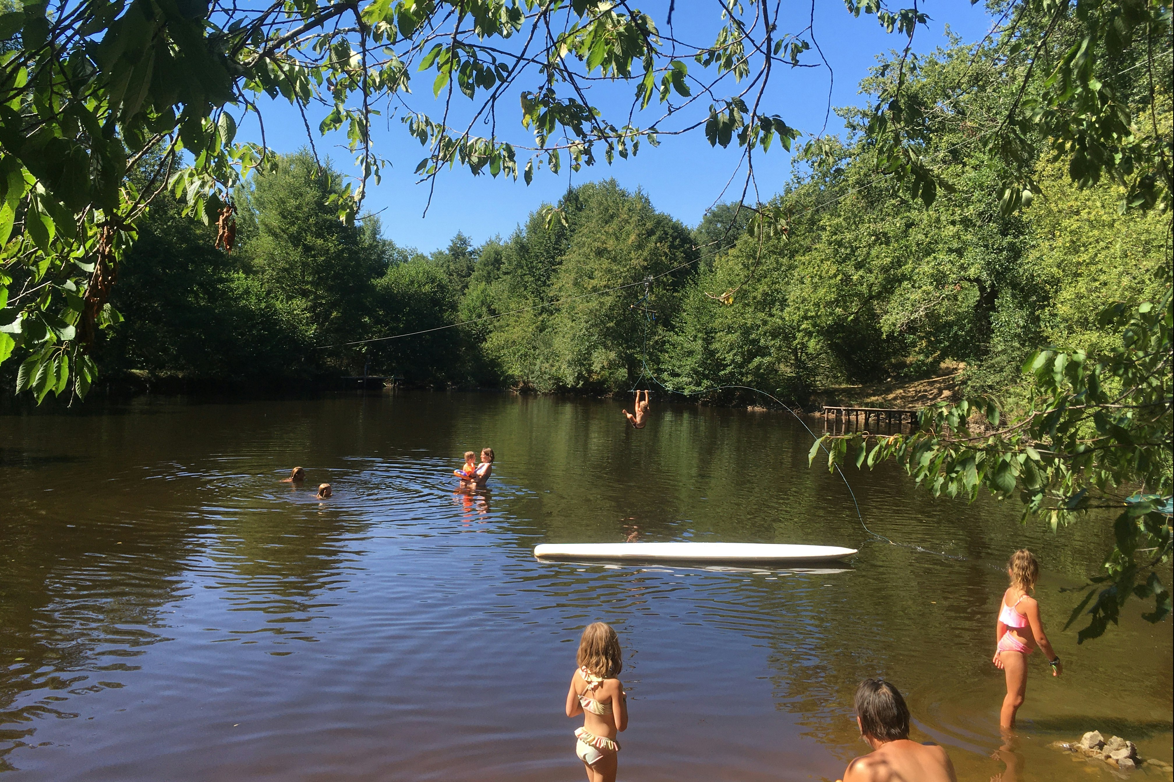 Camping la Semnadisse - Badesee auf dem Campingplatz
