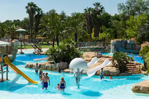 Camping La Sirène - Poolanlage auf dem Campingplatz