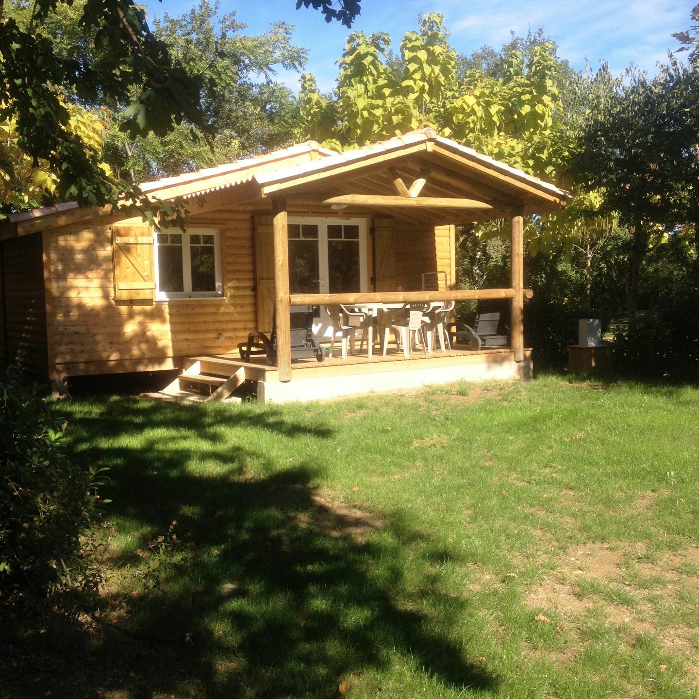 Camping La Source (Berrias-et-Casteljau)