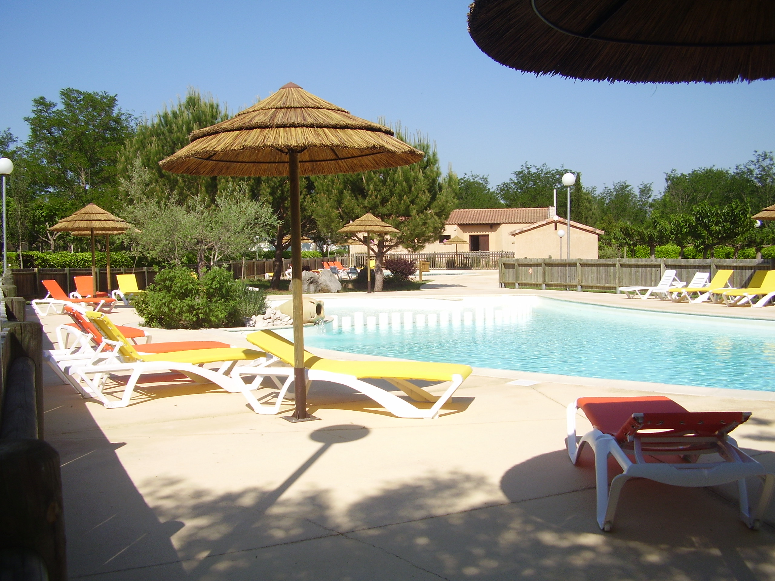 Camping La Source (Berrias-et-Casteljau)