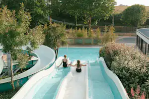 Slow Village Pornic Camping La Tabardière - Rutschen im Wasserpark des Campingplatzes