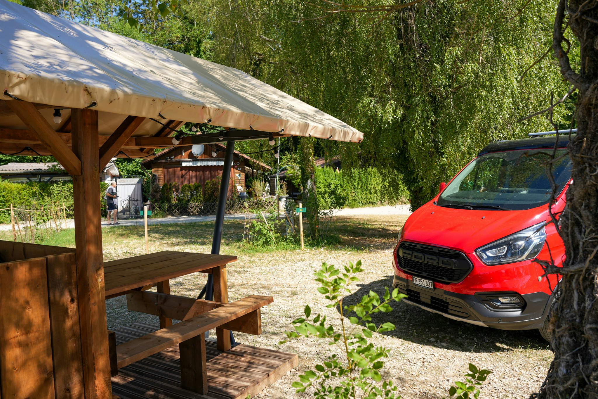 Bedroom accommodation at Tcs Camping La Tène Lac De Neuchâtel in Marin-Epagnier