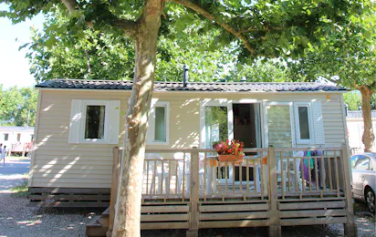 Camping La Vallée Bleue (Montalieu-Vercieu)
