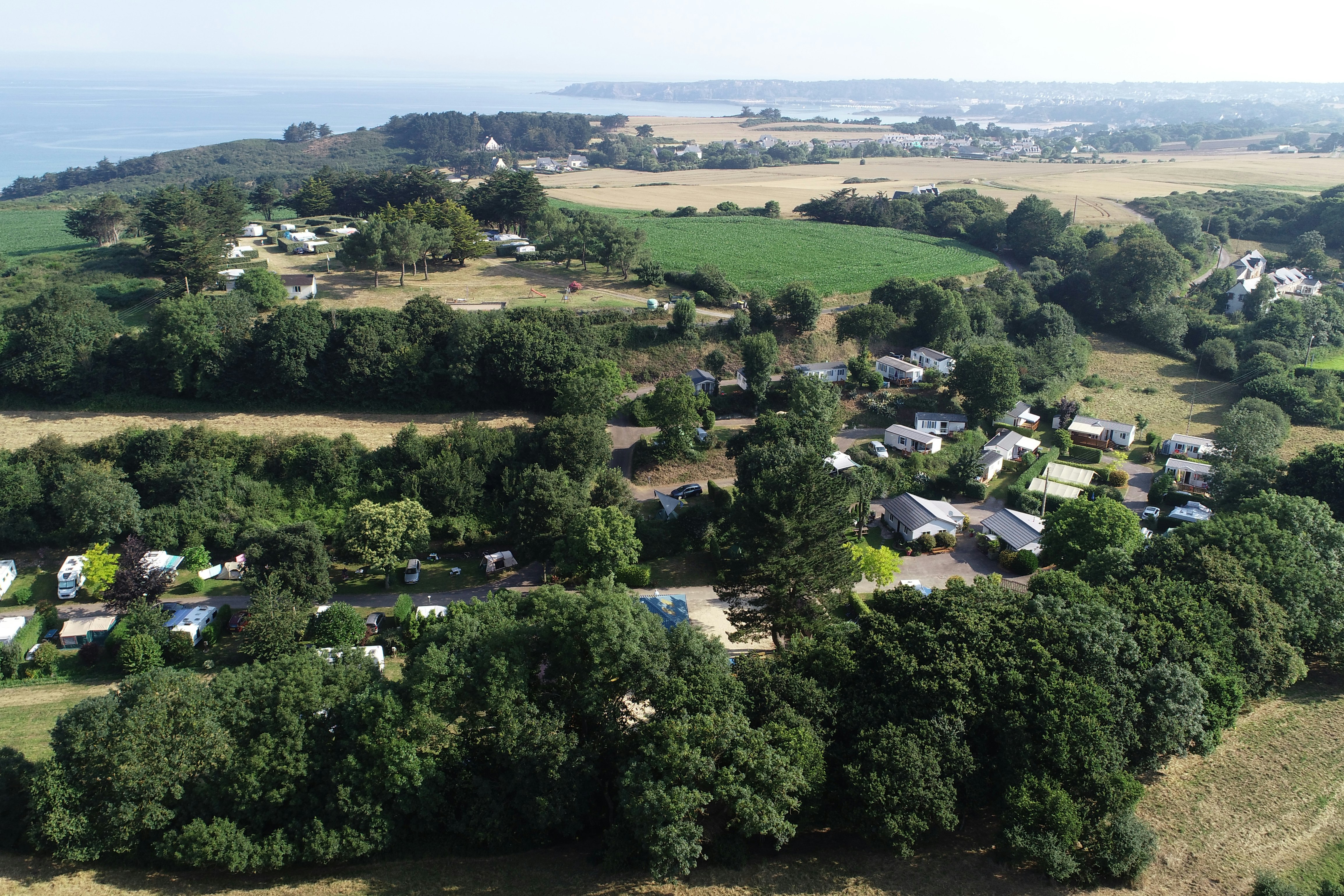 Camping La Vallée - Übersicht auf das gesamte Campingplatz Gelände 