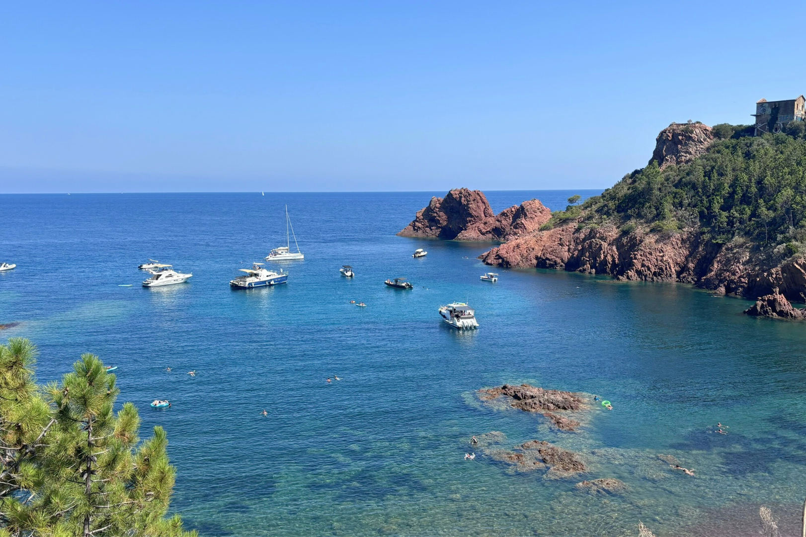 Camping La Vallée du Paradis  - Luftaufnahme der Küste am Campingplatz