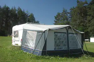 Camping La Vallée Verte - Stellplätze auf dem Campingplatz