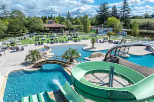 Camping Koawa Lac de Thoux Camping Lac de Thoux St-Cricq - Pool mit Wasserrutsche