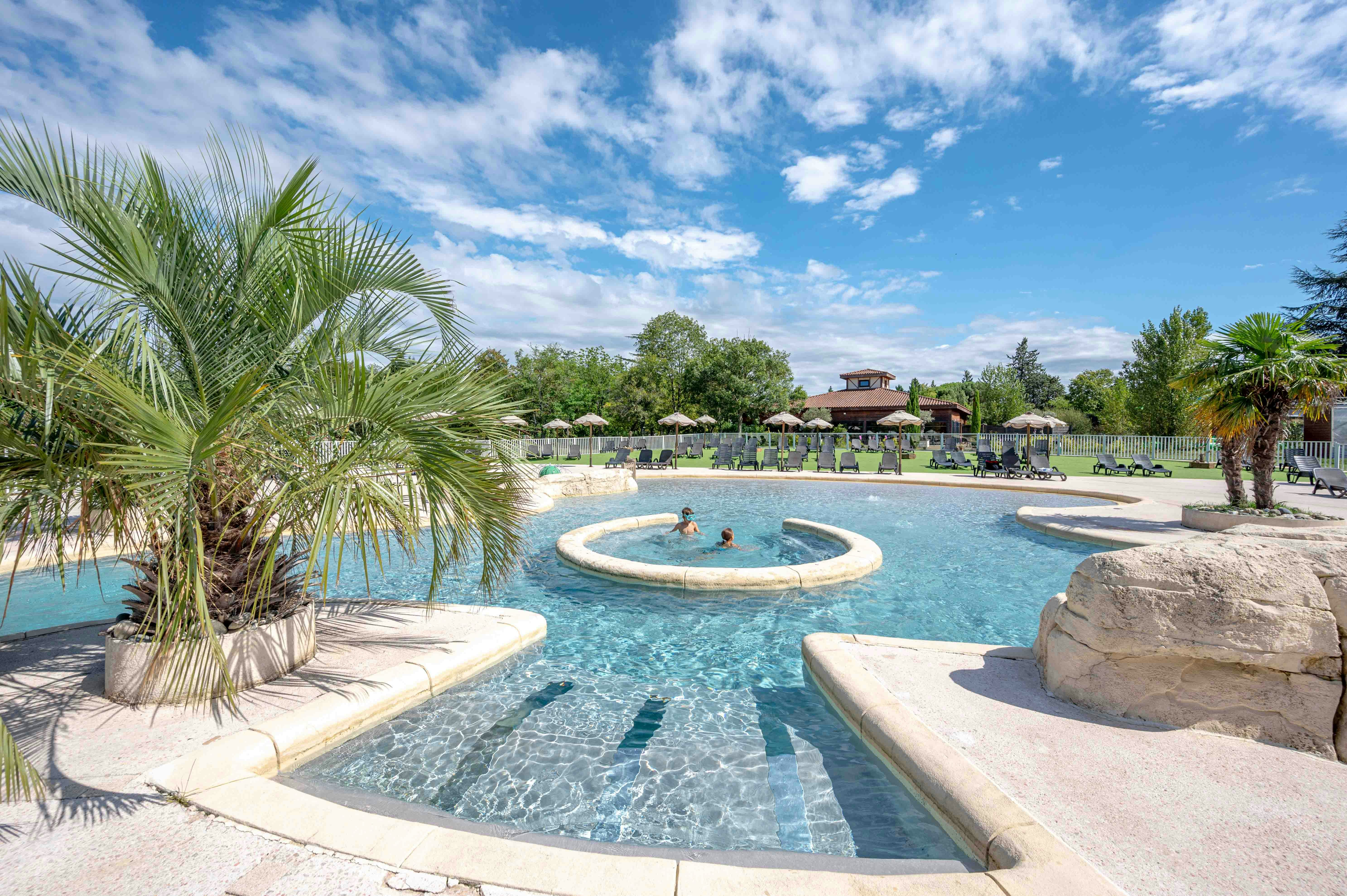 Camping Lac de Thoux - Ciela Village