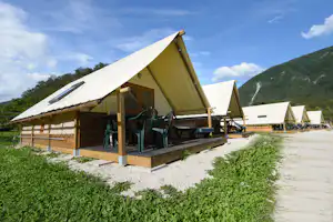 Camping Lago Arsiè - Mobilheime vom Campingplatz mit Veranden