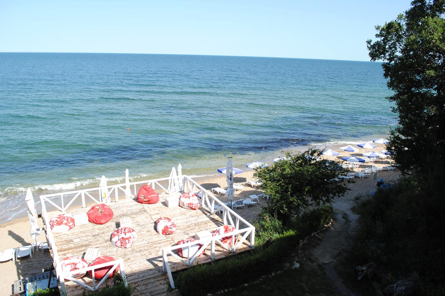 Camping Laguna & Villas Resort -  Blick auf das Meer von dem Campingplatz