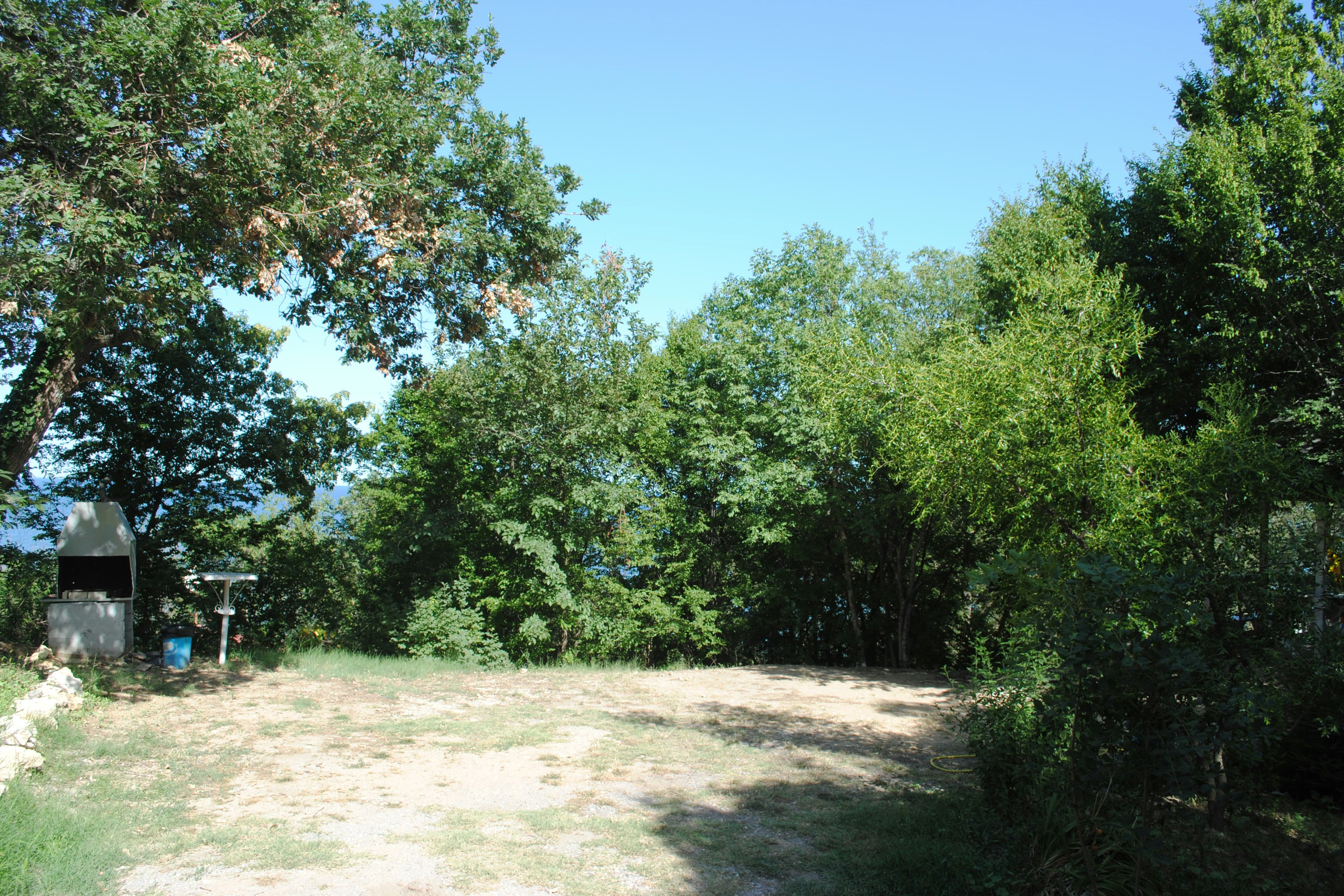 Camping Laguna & Villas Resort - Wohnwagenstellplätze mit Grill  auf dem Campingplatz