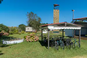 Camping Land´s Hause Bungalows - Fahrräder - Kletterwand