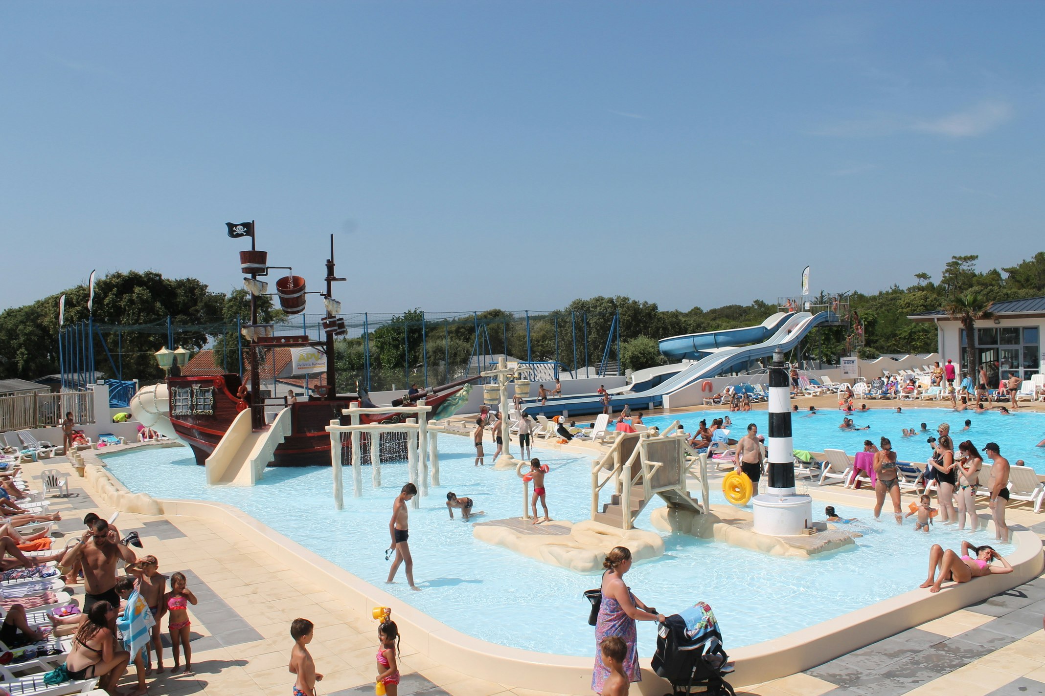 Camping APV - Anse des Pins  Camping L'Anse des Pins  - Wasserspielplatz für Kinder auf dem Campingplatz