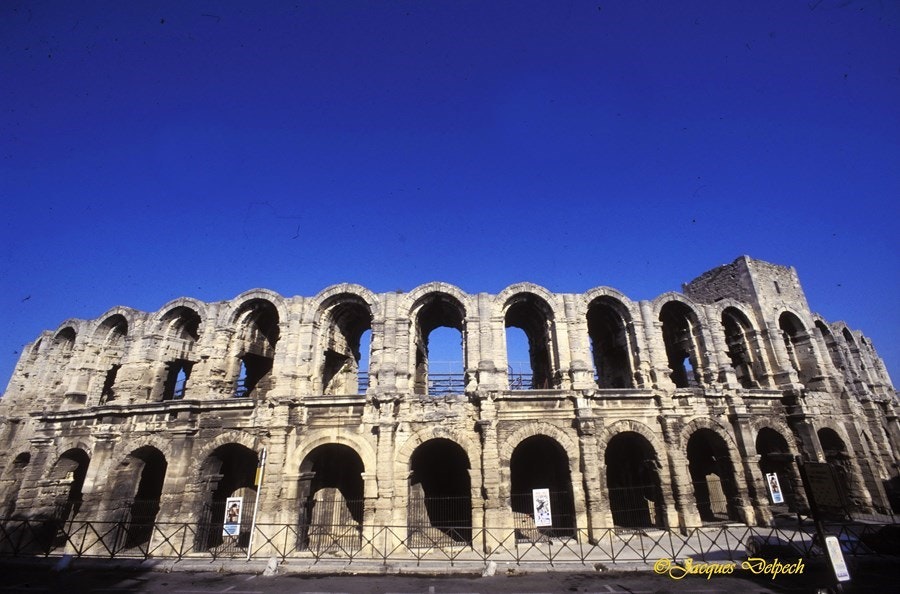 Camping L'Arlesienne