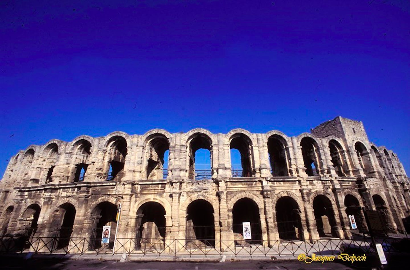 Camping L'Arlesienne