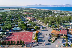 Camping Las Dunas - Vogelperspektive auf den Campingplatz und das gesamte Gelände