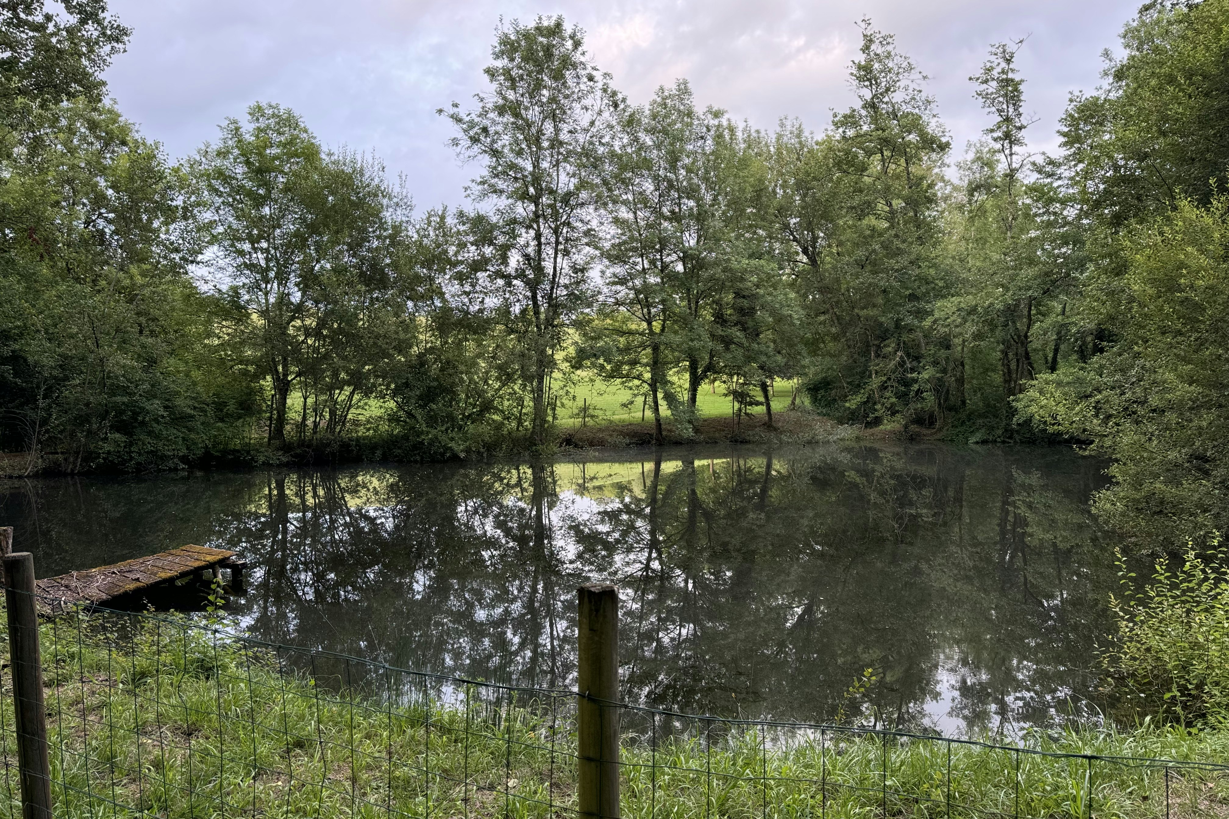 Camping Latapie - Blick auf den See am Campingplatz