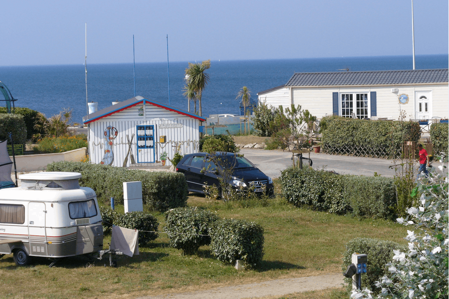 L'Atlantys - Blick auf das Gelände vom Campingplatz mit direktem Zugang zum Meer