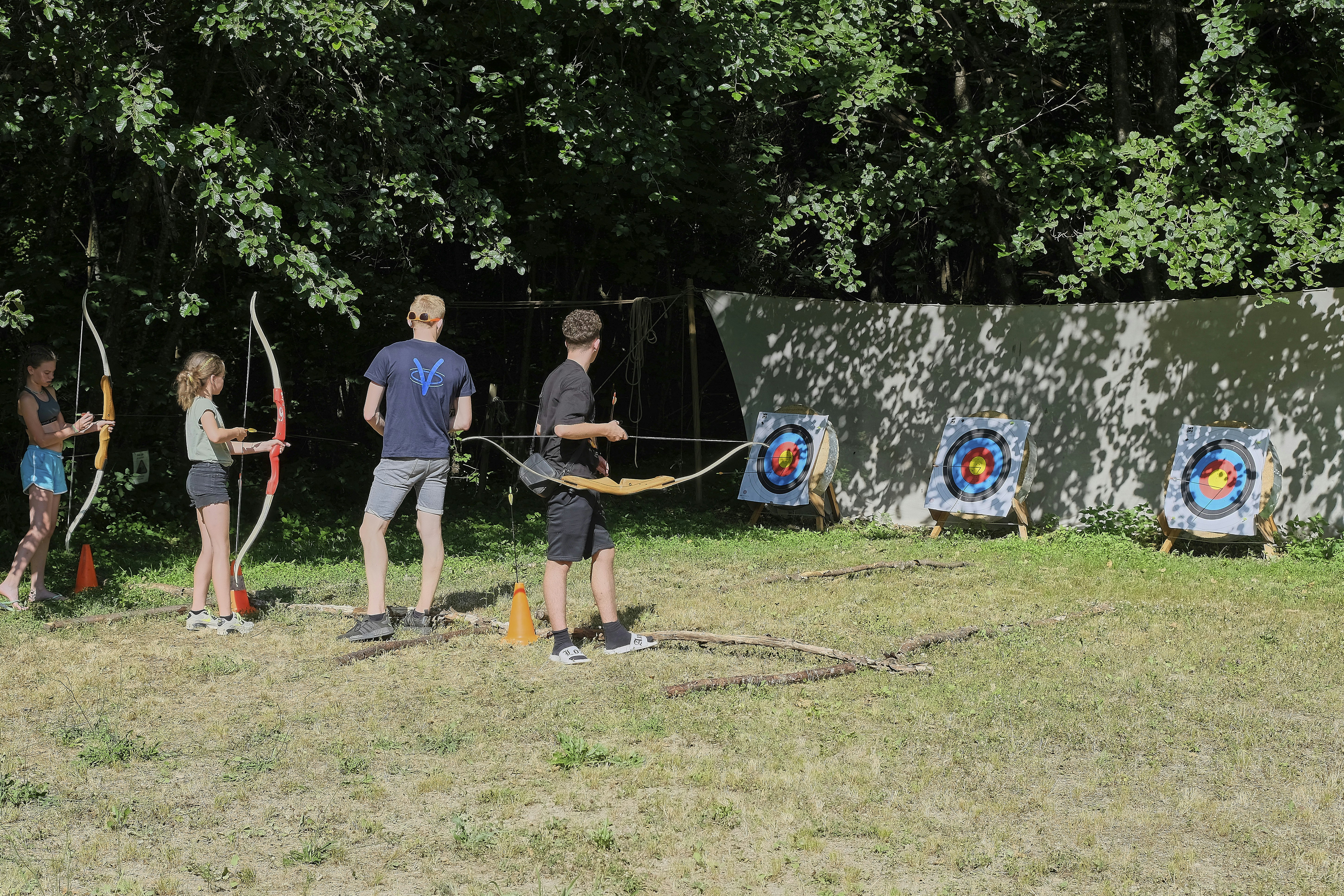 Camping l'Aventure - Bogenschießen auf dem Campinglatz